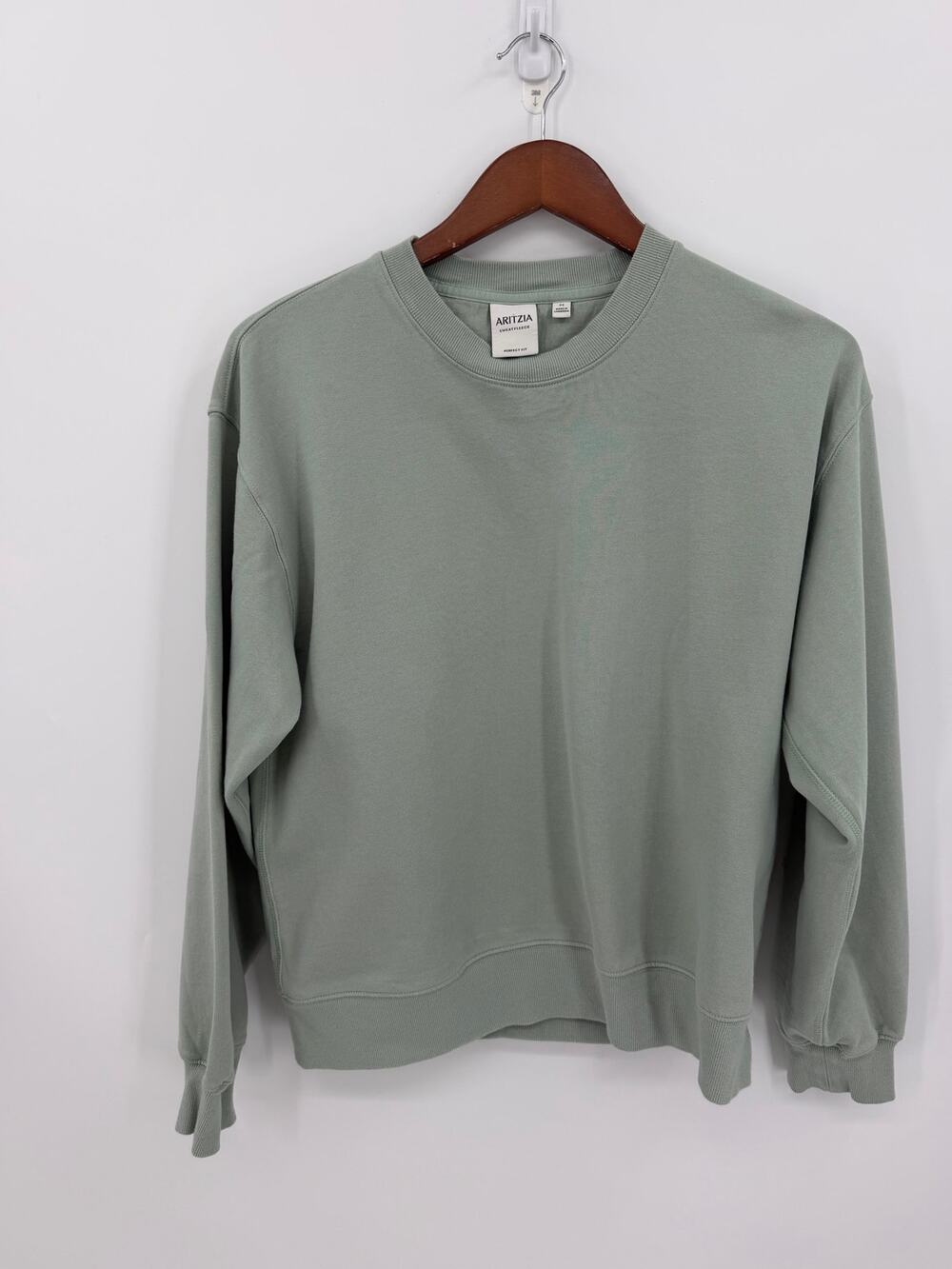 Aritzia Cozy Sweatfleece Perfect Crew Moss Green Sweatshirt Medium Athleisure